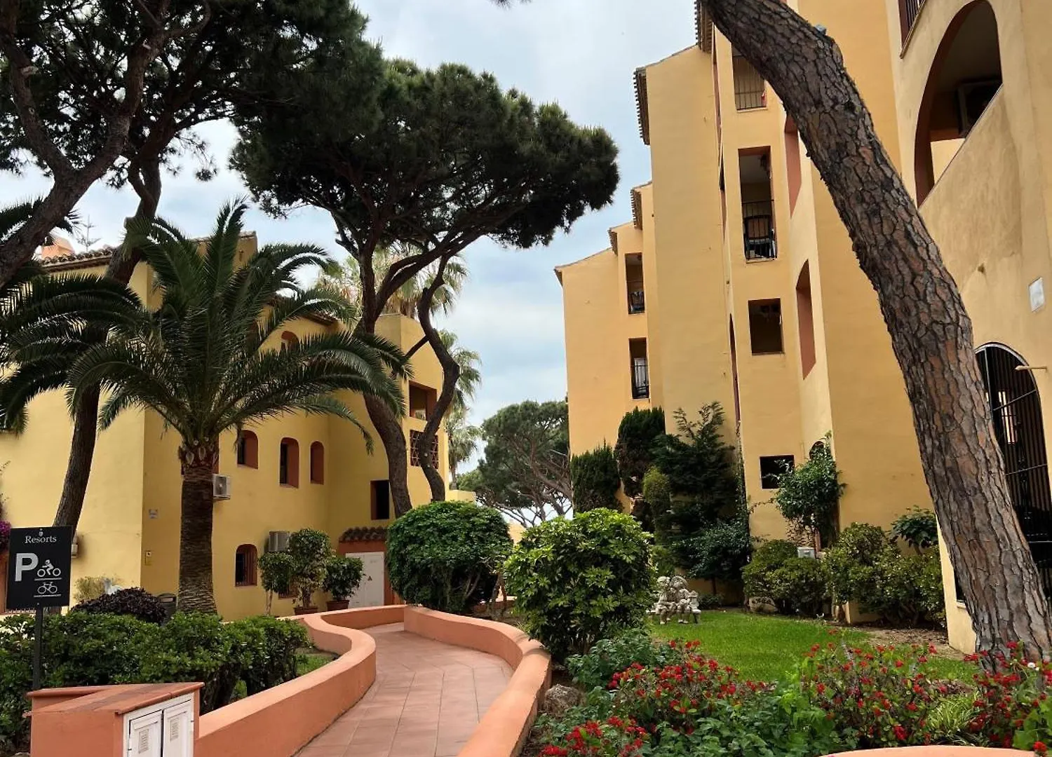 Apartment Dona Lola Resort Calahonda Mijas Sitio de Calahonda Spain
